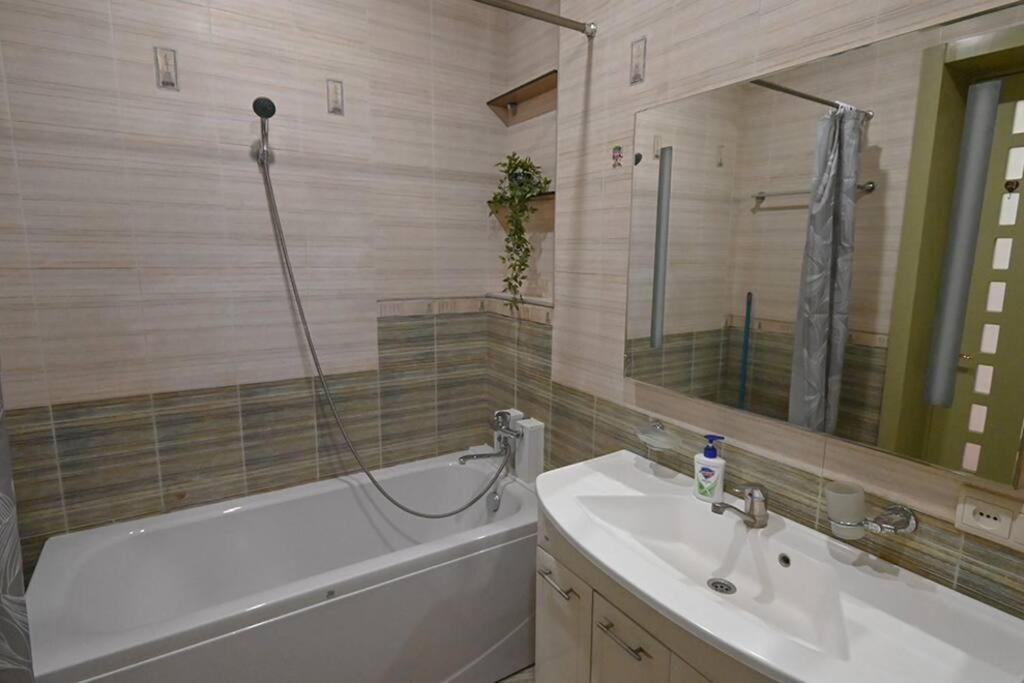 Classic Apt. On Liberty Square Daire *
